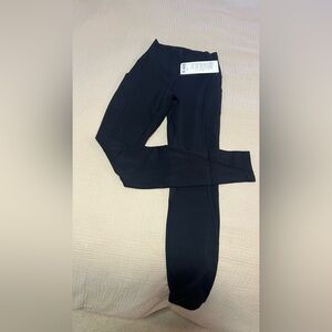 Lululemon align high rise pant with pockets 28”